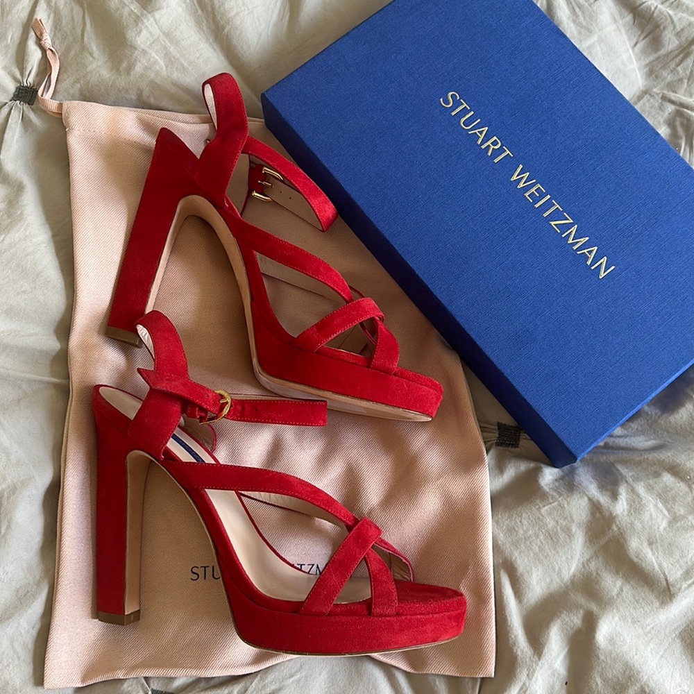 NEW! Never worn Stuart Weitzman Red Pumps SZ 9